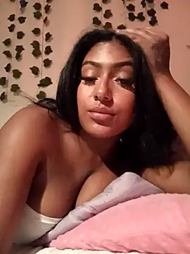 Snapshot of Emma_Dancer chatting on 03/02/26, 02:45 Emma Dancer online show from 03/02/26, 02:45