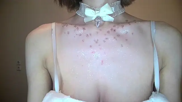 Snapshot of Kate_Mooss chatting on 03/01/26, 02:39 Kate Mooss online show from 03/01/26, 02:39