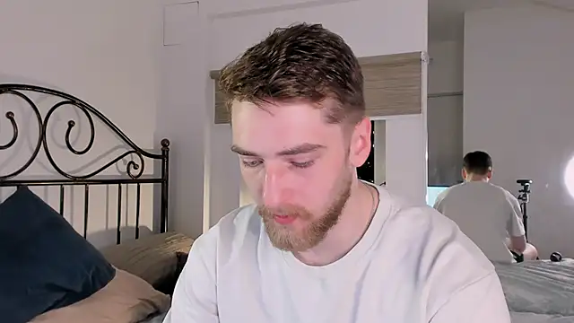 Dexter Raze online show from 04/11/26, 07:45