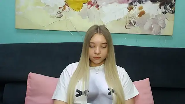 MilanaSiia online show from 03/07/26, 06:02