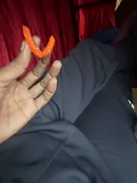 neekosam12 online show from 03/15/26, 12:23