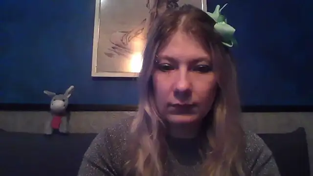 Foxy Bright online show from 03/08/26, 12:52