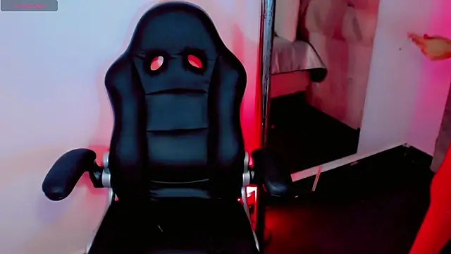 Daniiela Ember online show from 03/27/26, 11:44