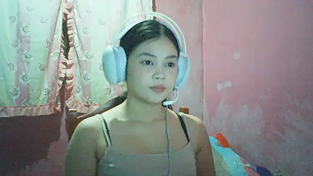 DessertFlower online show from 05/15/26, 03:15
