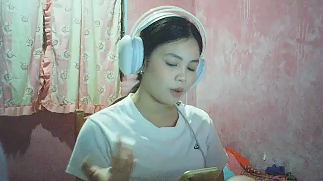DessertFlower online show from 05/05/26, 04:15
