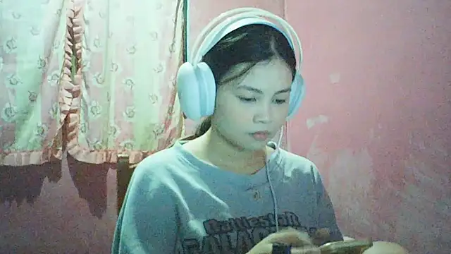 DessertFlower online show from 05/11/26, 03:41