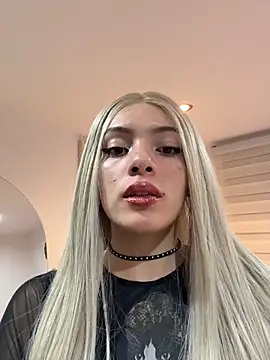 romanovanita online show from 03/04/26, 04:42