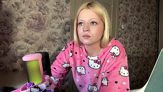 JeneeBIanks online show from 04/01/26, 01:41