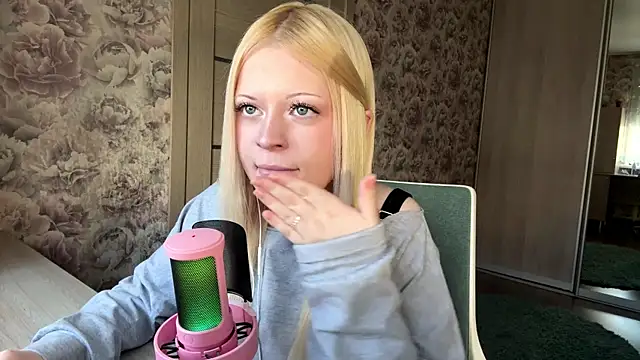 JeneeBIanks online show from 03/22/26, 12:07