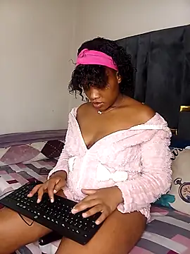 Divine Beautyxx online show from 03/17/26, 02:31