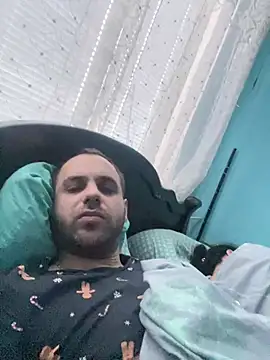 Snapshot of LaBuBupara chatting on 03/02/26, 05:19 LaBuBupara online show from 03/02/26, 05:19