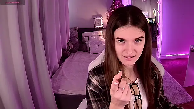 Ann Wood online show from 03/04/26, 07:27