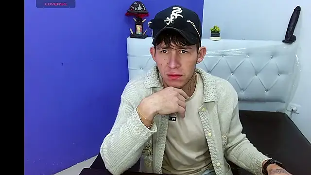 Snapshot of masterboyx chatting on 02/28/26, 03:00 masterboyx online show from 02/28/26, 03:00