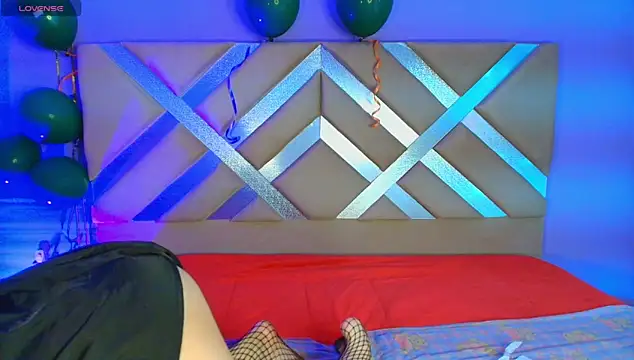 mitsuri nyx online show from 04/14/26, 12:10