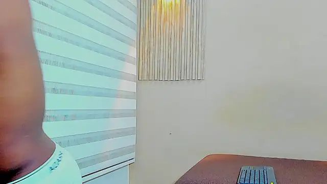 CHARLIE WALKERR online show from 03/12/26, 07:40