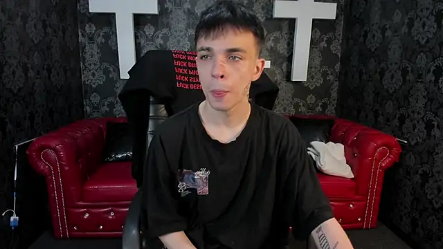 ClarkBev online show from 04/01/26, 06:37