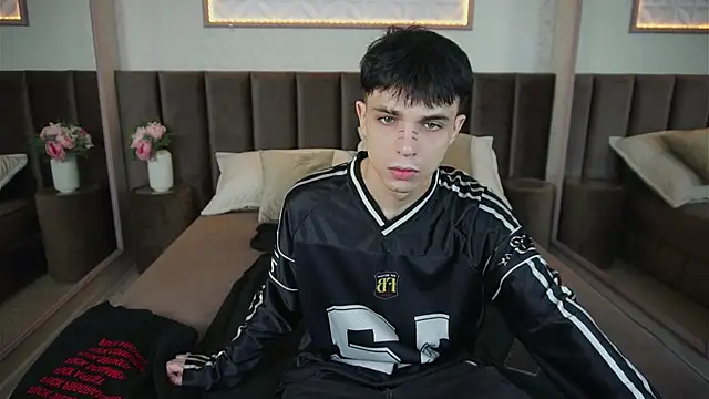 ClarkBev online show from 03/13/26, 07:24