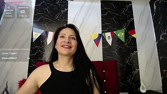 Snapshot of SofiaMoreno_ chatting on 06/18/26, 05:51 SofiaMoreno online show from 06/18/26, 05:51