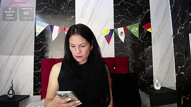 Snapshot of SofiaMoreno_ chatting on 06/23/26, 05:11 SofiaMoreno online show from 06/23/26, 05:11