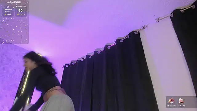 MilyFerrer online show from 04/13/26, 04:05