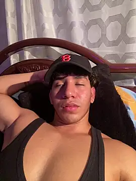 Alejandrososas online show from 02/24/26, 08:42
