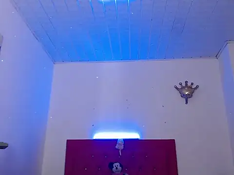 cellesthee online show from 04/20/26, 06:05