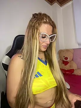 Alma Andrade online show from 07/18/26, 10:29