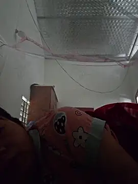 Snapshot of kieuqueen92 chatting on 03/01/26, 12:21 kieuqueen92 online show from 03/01/26, 12:21