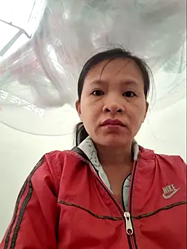 Snapshot of kieuqueen92 chatting on 02/22/26, 12:46 kieuqueen92 online show from 02/22/26, 12:46