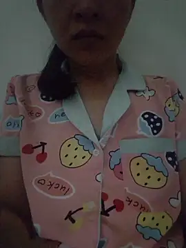 Snapshot of kieuqueen92 chatting on 02/27/26, 12:05 kieuqueen92 online show from 02/27/26, 12:05