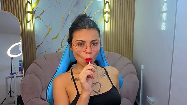 Tamy b  online show from 03/06/26, 03:12