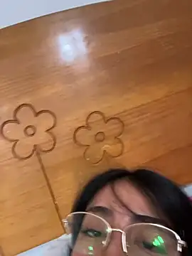 Linarodri online show from 04/18/26, 07:40