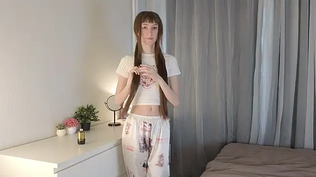 arina waifu online show from 04/05/26, 03:30