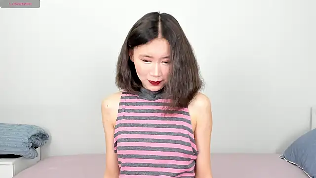 Kiraeko online show from 05/15/26, 12:52
