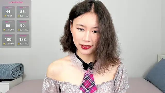 Kiraeko online show from 05/11/26, 02:35