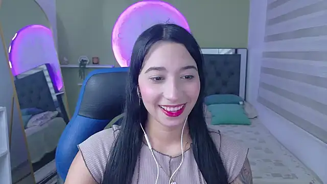 ivvoncute online show from 07/05/26, 01:43