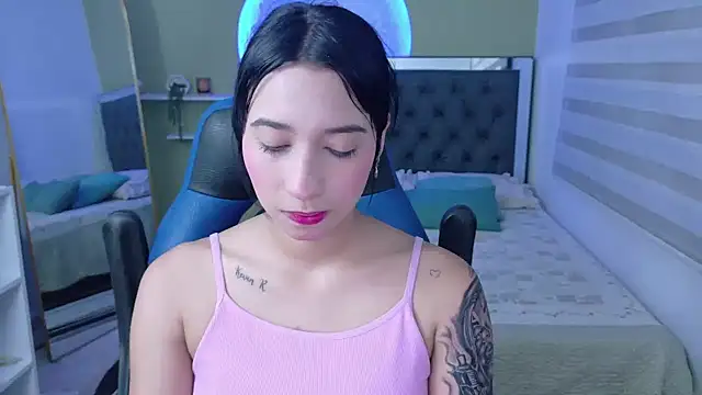 ivvoncute online show from 06/22/26, 01:00