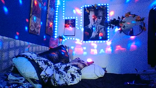 Sexymilf6992 online show from 03/08/26, 07:06