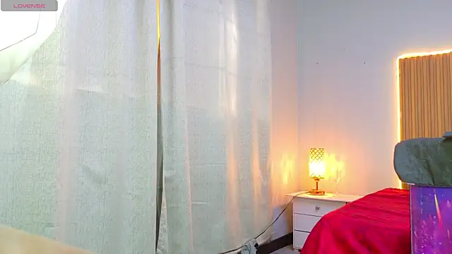 CIccioline pussyGolden online show from 03/31/26, 08:55