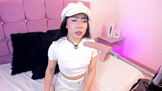 Snapshot of Valecute_ chatting on 04/10/26, 08:05 Valecute online show from 04/10/26, 08:05