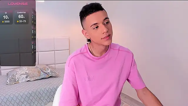 dominicjonnes online show from 03/02/26, 07:32