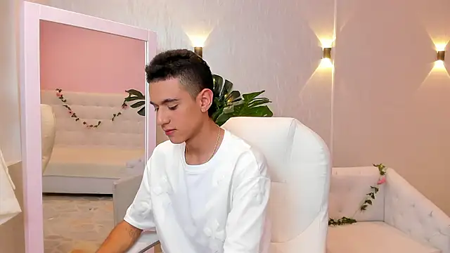 dominicjonnes online show from 02/25/26, 06:30