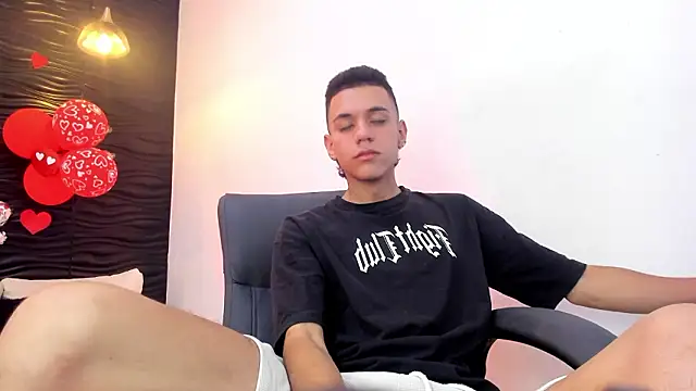 dominicjonnes online show from 03/18/26, 10:54