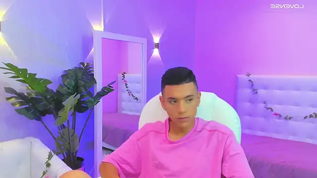 dominicjonnes online show from 03/28/26, 03:46