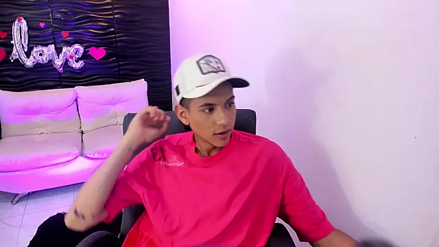 dominicjonnes online show from 04/22/26, 04:36