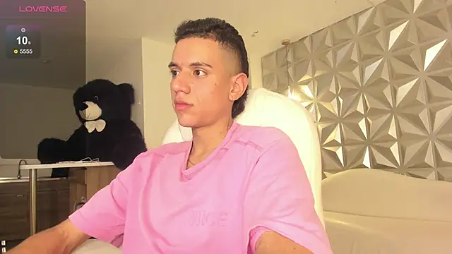 dominicjonnes online show from 03/04/26, 08:27