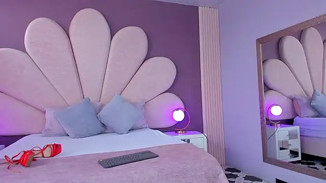 EmiilyRousee online show from 03/03/26, 04:36