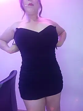 Snapshot of PamelaThoms chatting on 02/24/26, 02:01 PamelaThoms online show from 02/24/26, 02:01