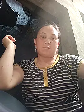 Snapshot of Dear_baby_ chatting on 03/01/26, 04:12 Dear baby online show from 03/01/26, 04:12