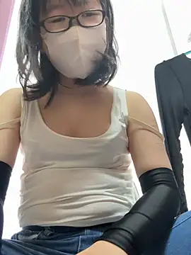 nana ayu4696 online show from 04/10/26, 03:57